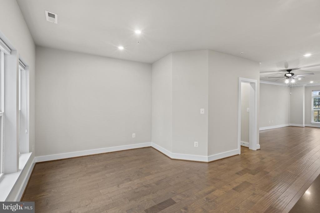 7225 Georgia Avenue Nw - Photo 14