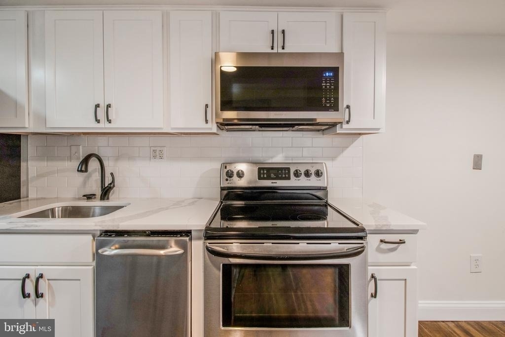 104 15th Street Se - Photo 5