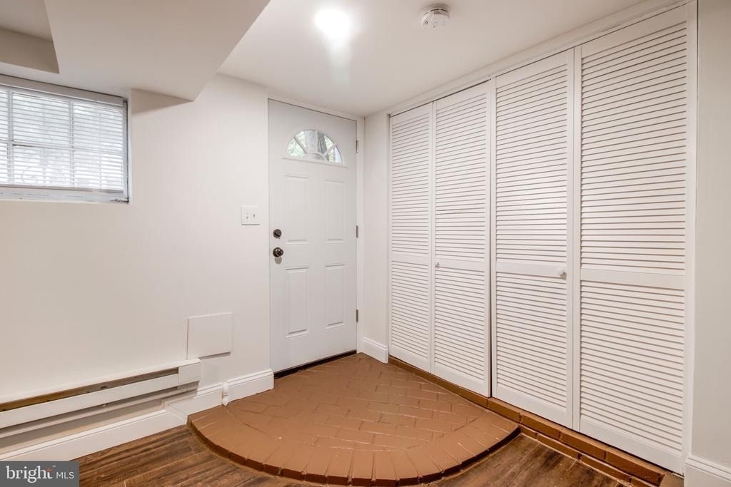104 15th Street Se - Photo 2
