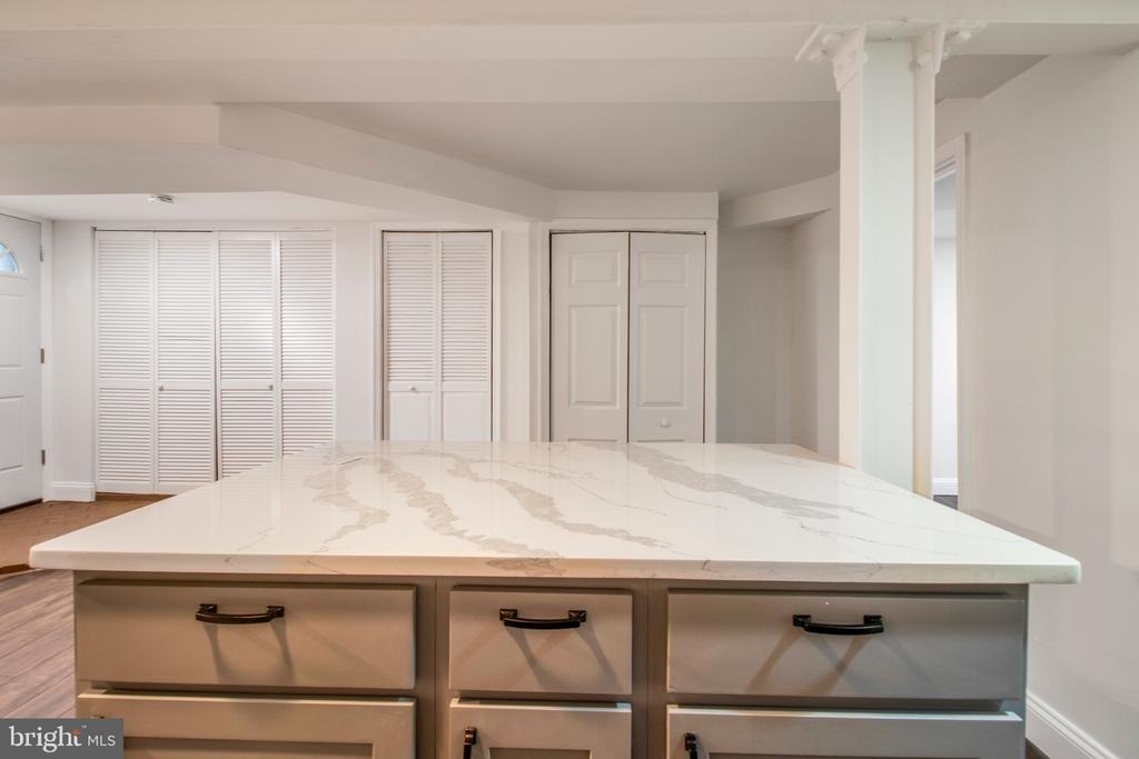 104 15th Street Se - Photo 9