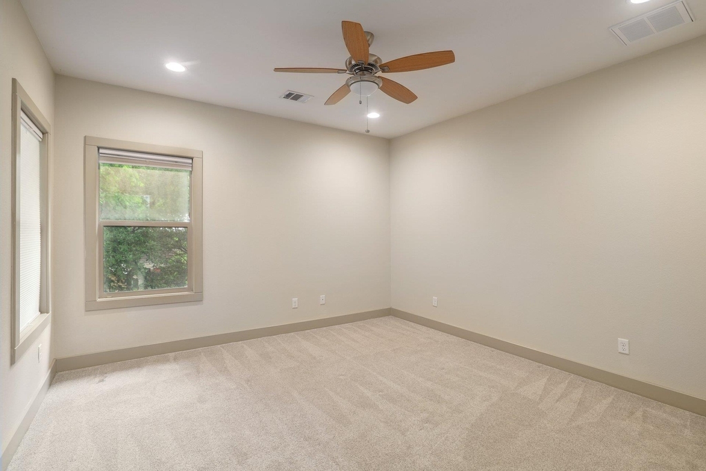 3202 Merrie Lynn Ave - Photo 20