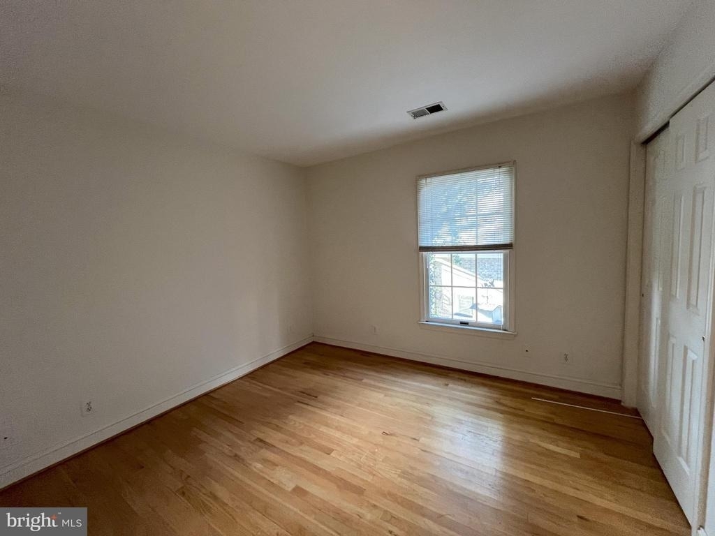 5179 Macomb Street Nw - Photo 16