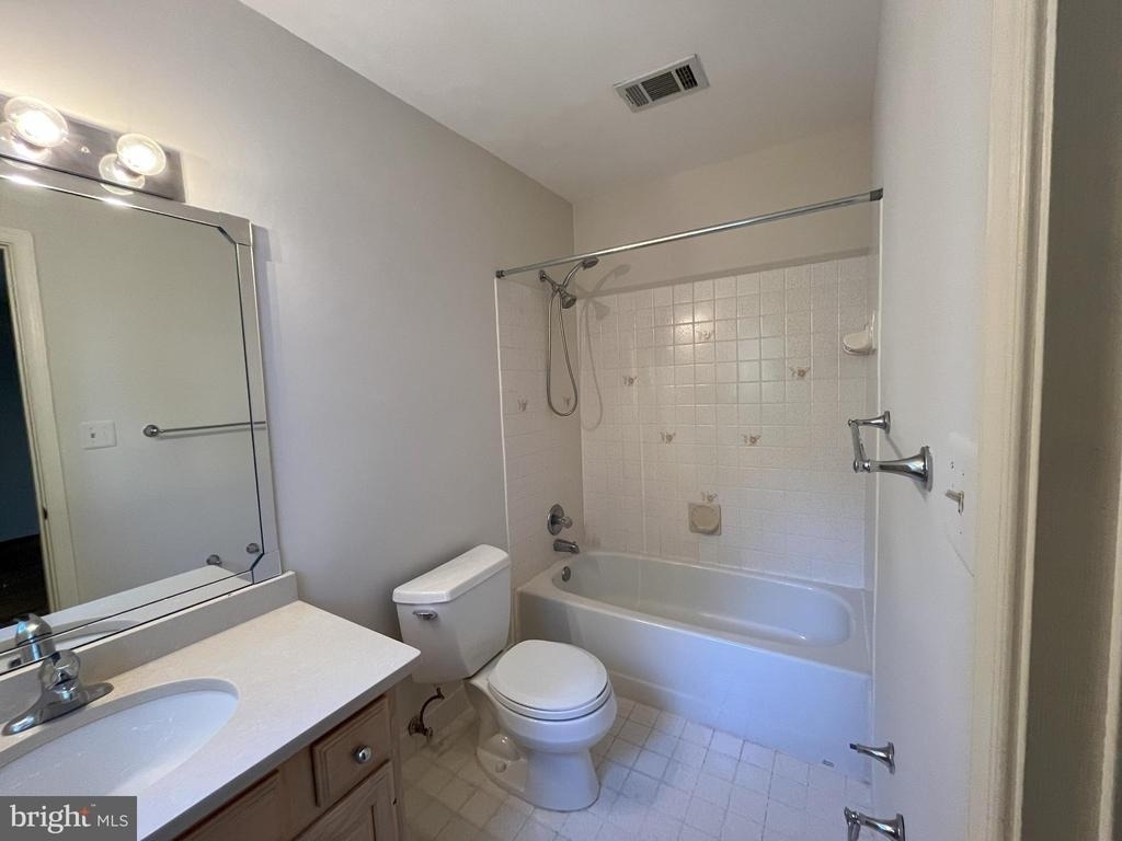 5179 Macomb Street Nw - Photo 19