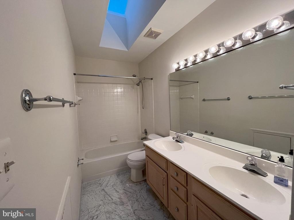 5179 Macomb Street Nw - Photo 17
