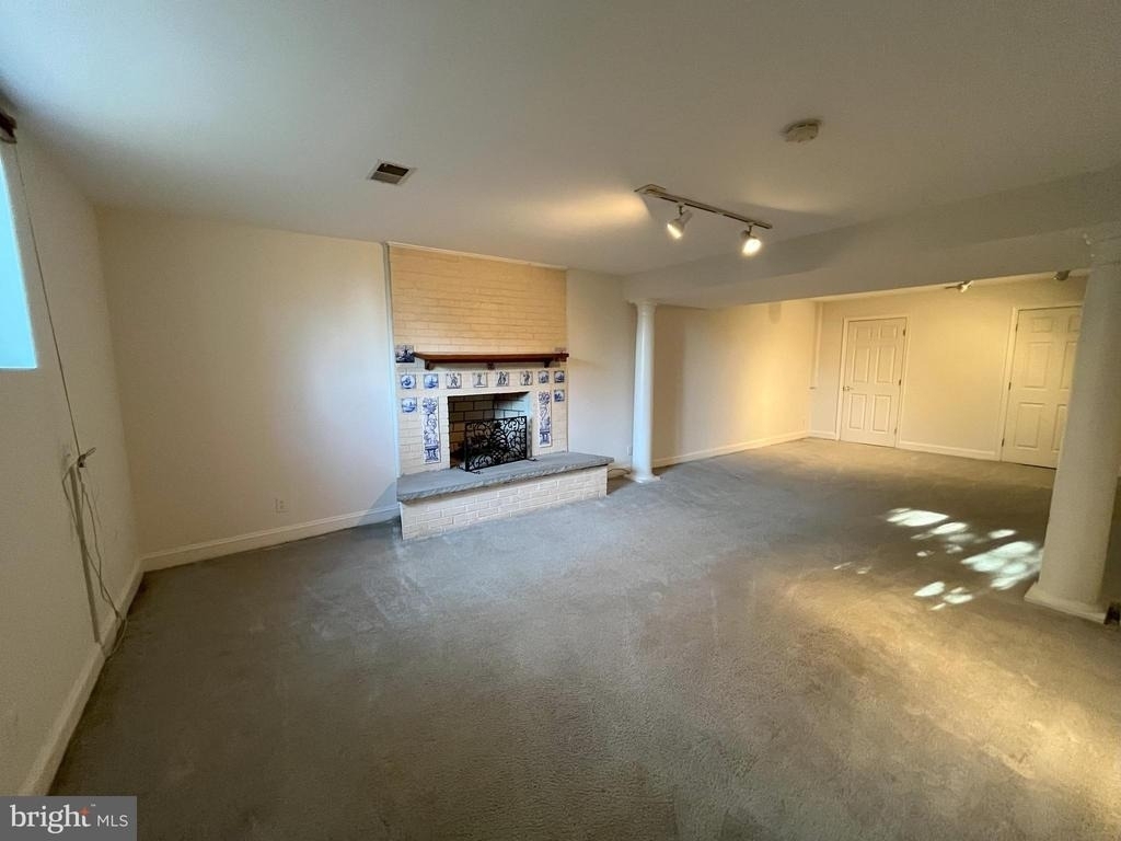 5179 Macomb Street Nw - Photo 20