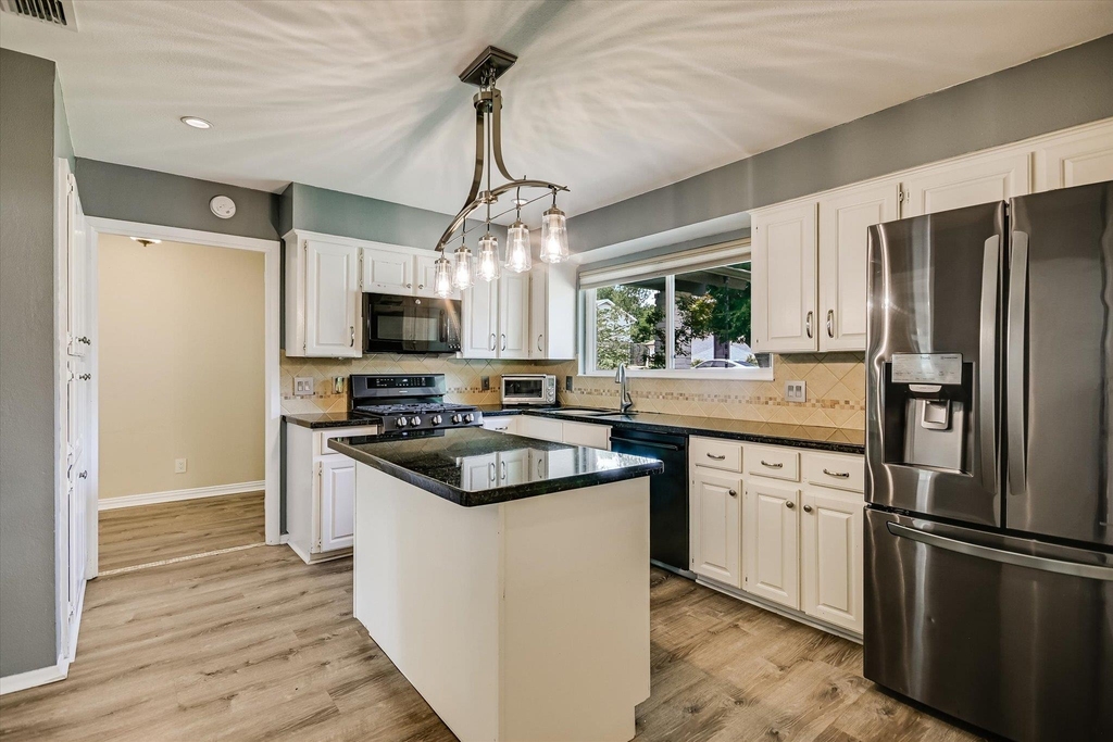 11711 Three Oaks Trl - Photo 6