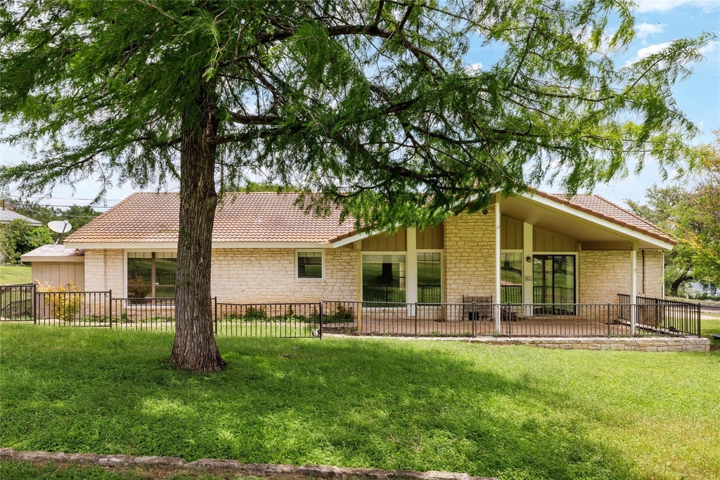 611 Lido St - Photo 29