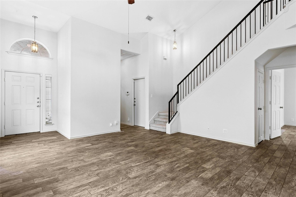 2113 Tin Can Dr - Photo 3