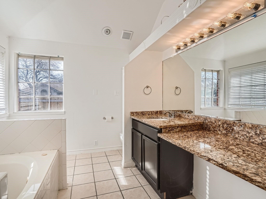 811 Canyon Bend Rd - Photo 5