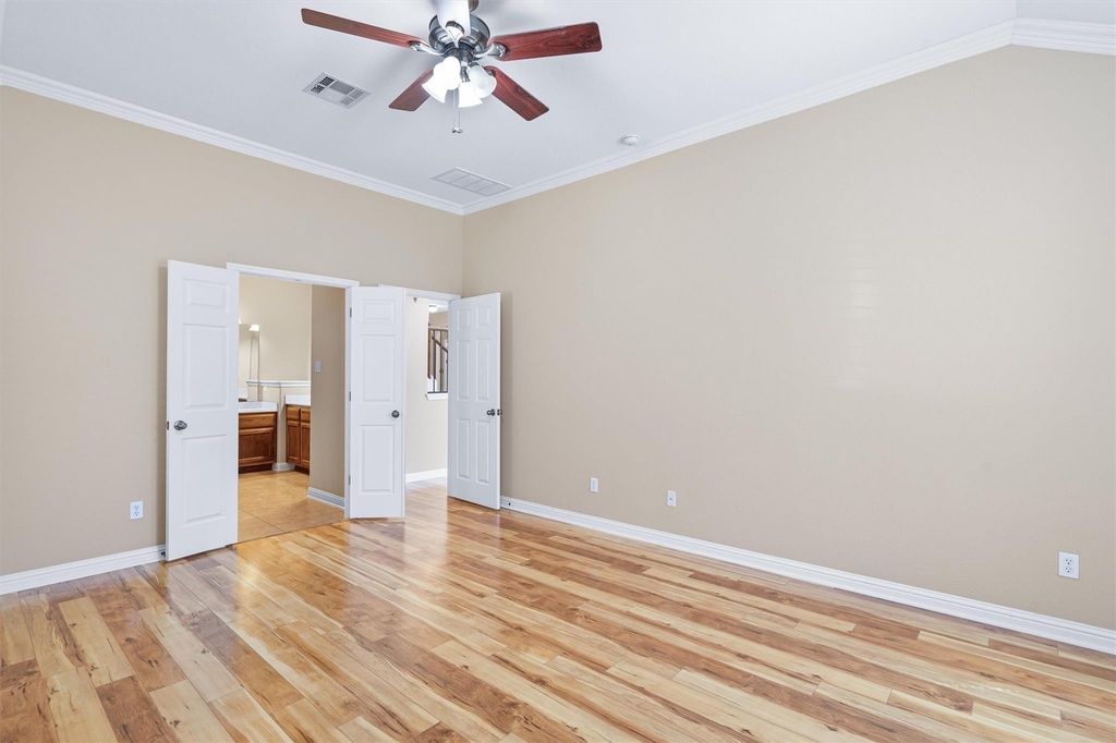 620 Middle Creek Dr - Photo 16