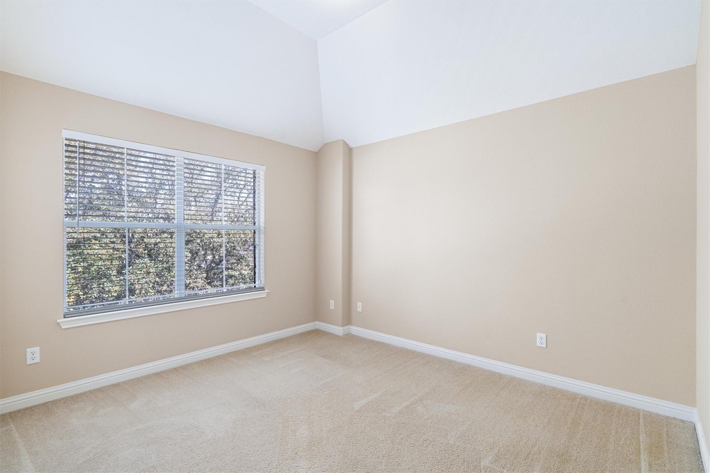 620 Middle Creek Dr - Photo 25