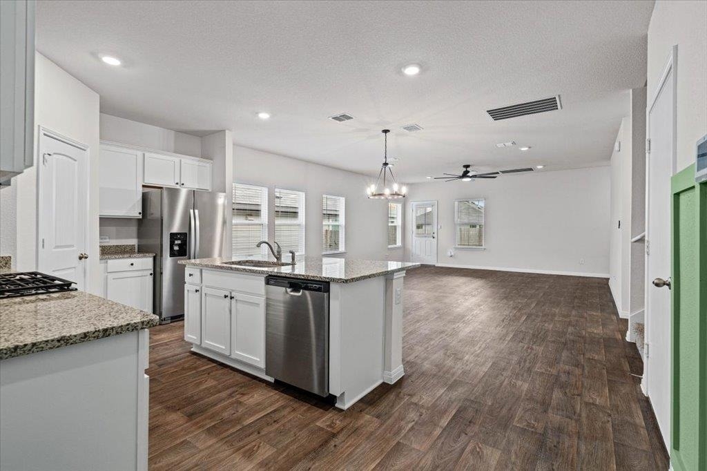 20221 Heinrich Ln - Photo 3