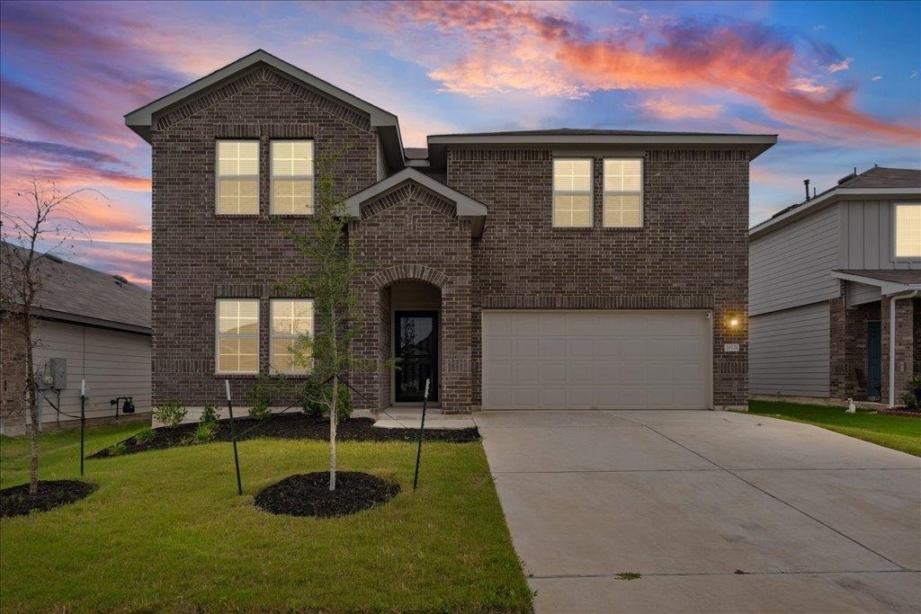 20221 Heinrich Ln - Photo 0
