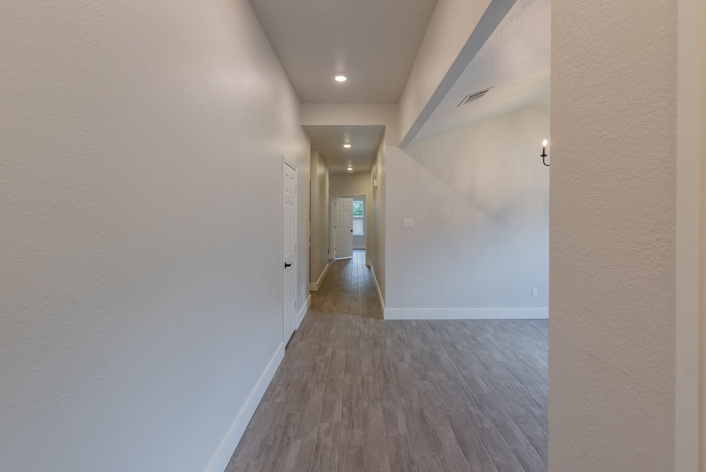3213 Canyon Ledge Cv - Photo 3