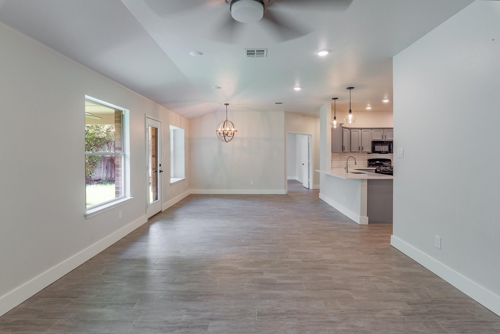3213 Canyon Ledge Cv - Photo 17