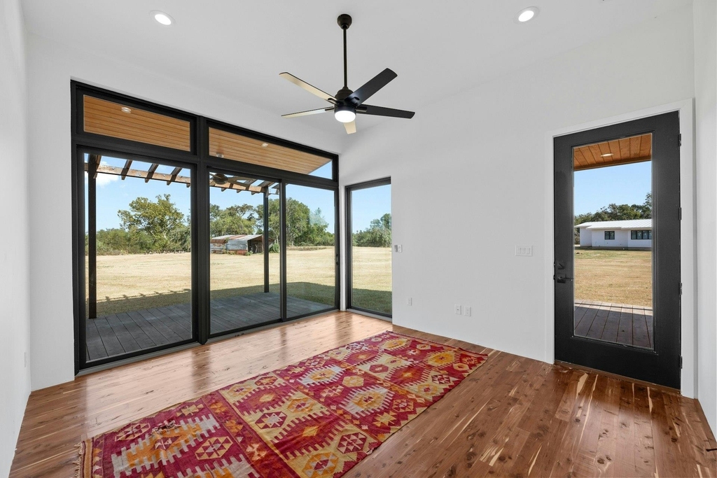 1802 Man O War Dr - Photo 11