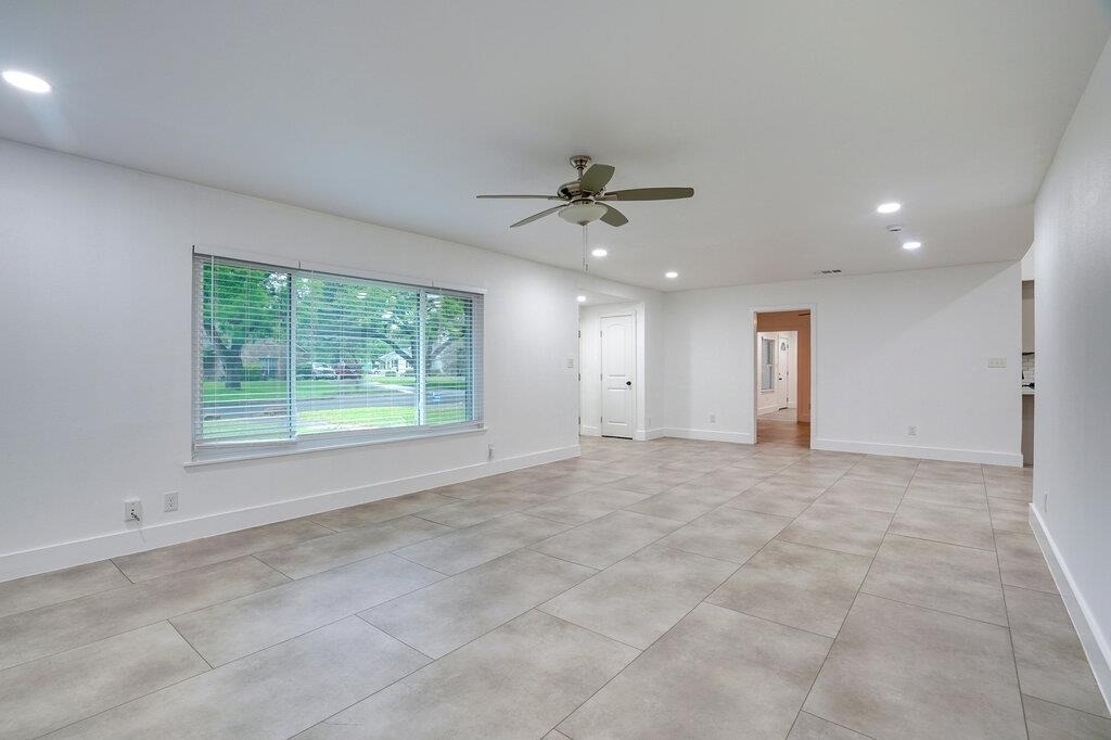 1800 Grace St - Photo 9