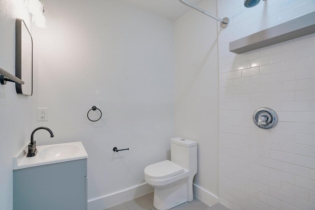 1800 Grace St - Photo 16