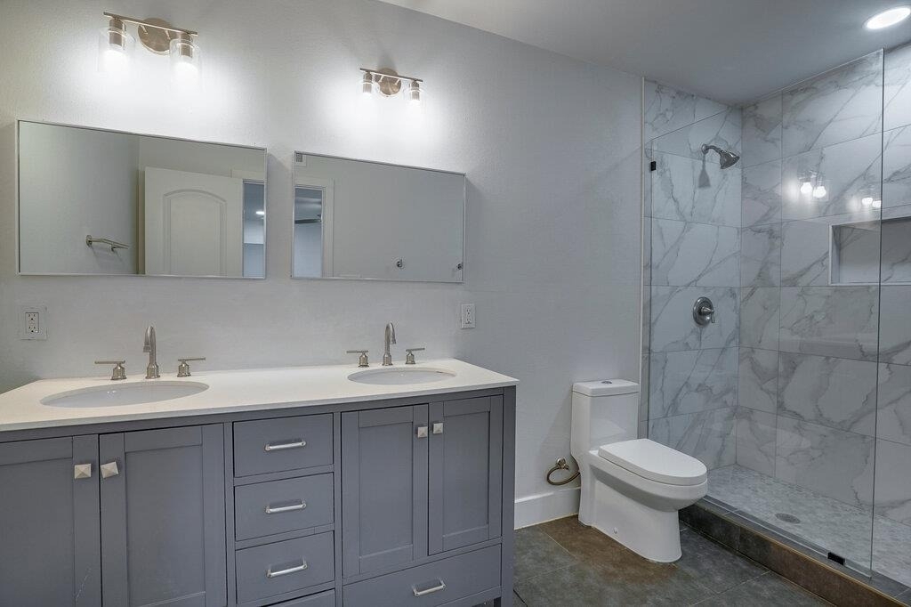 1800 Grace St - Photo 17
