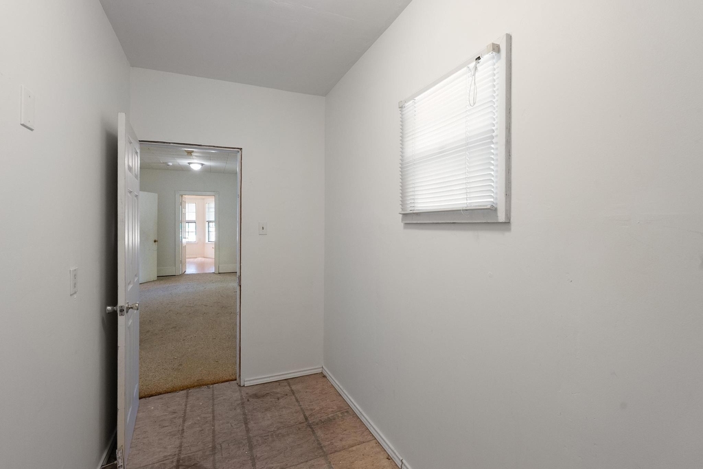4616 E Cesar Chavez St - Photo 7