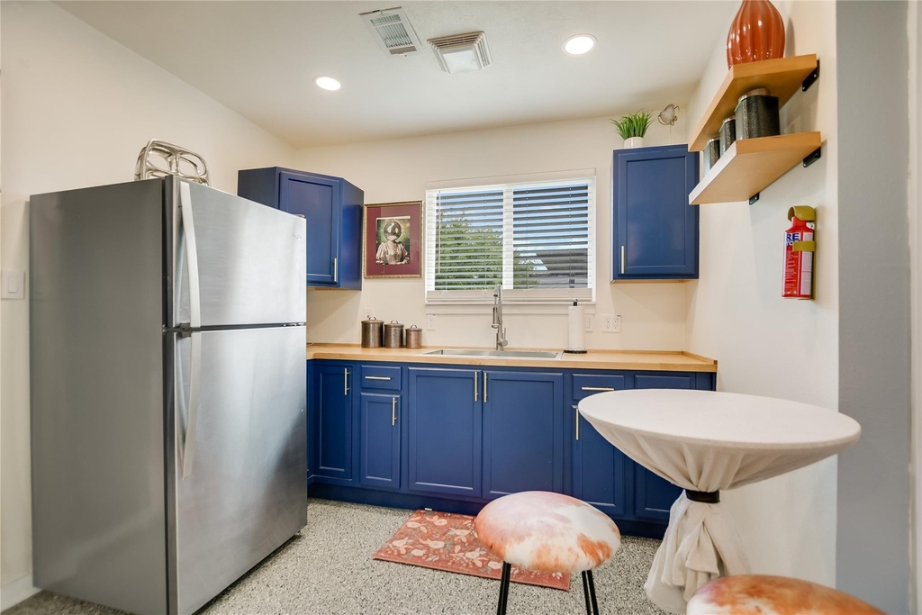 4702 Crest Oak Rd - Photo 18