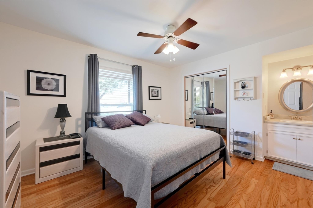 2437 Crosswind Dr - Photo 8