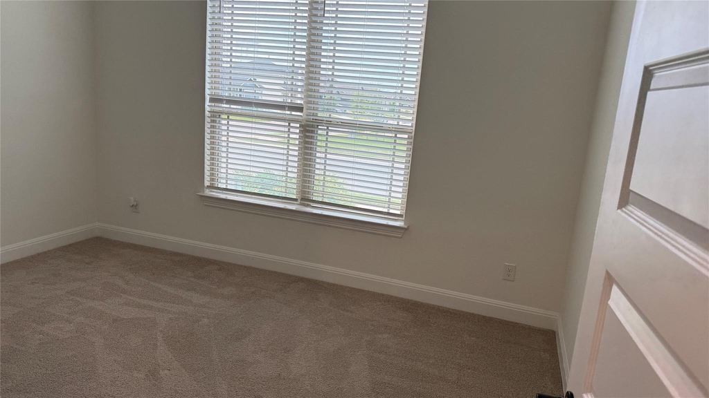 352 Olympic Park Dr - Photo 21