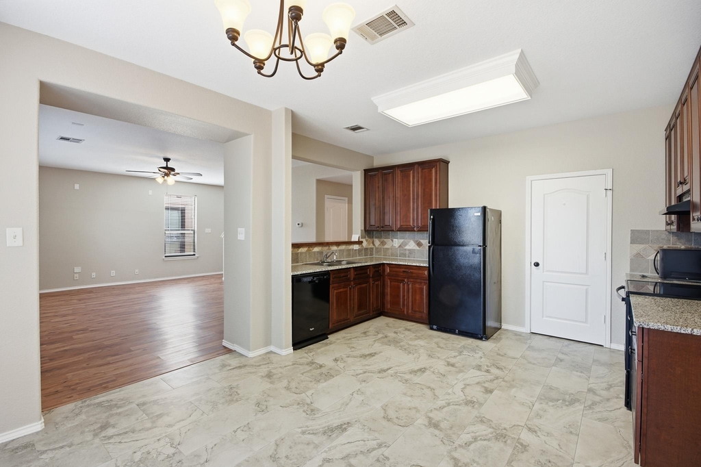 280 Cordero Dr - Photo 12