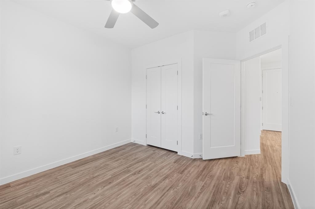 4801 Springdale Dr - Photo 20