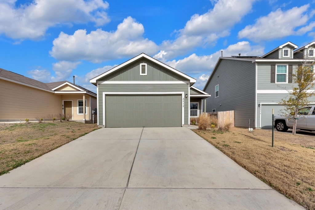 2812 Dezmond Diamond Ct - Photo 28