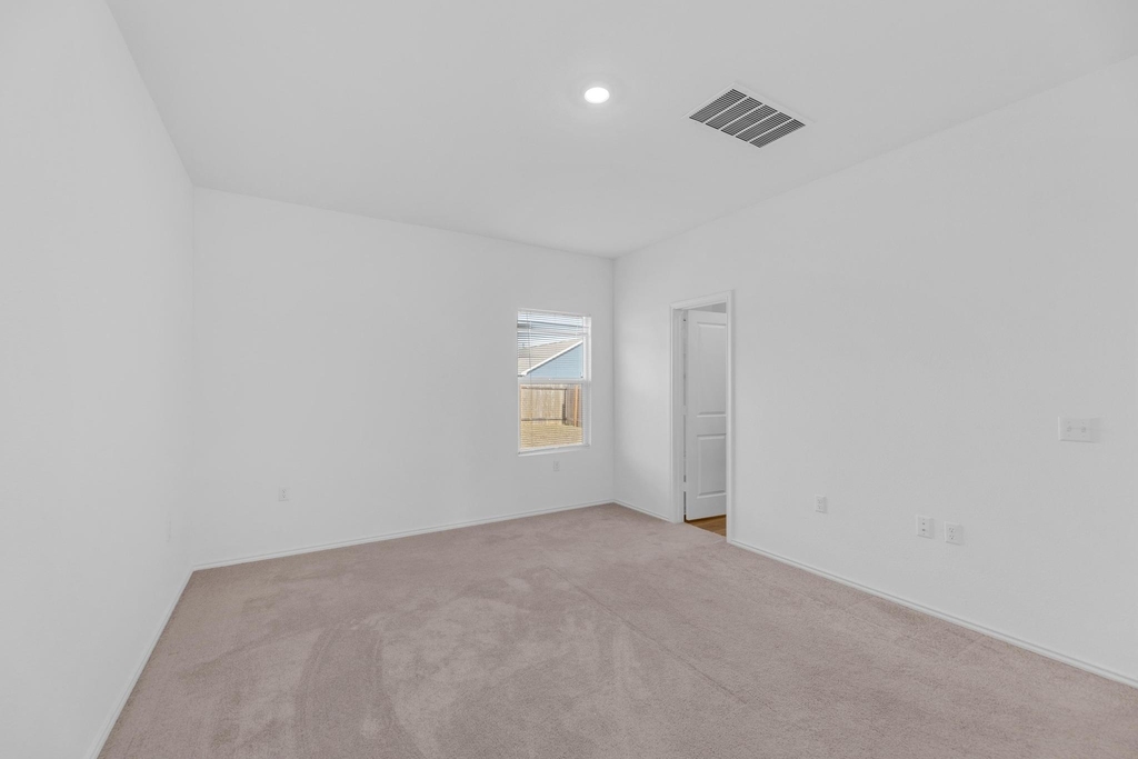 2812 Dezmond Diamond Ct - Photo 12