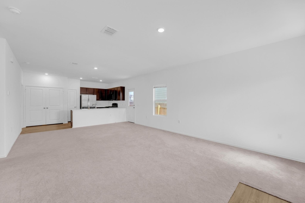 2812 Dezmond Diamond Ct - Photo 1