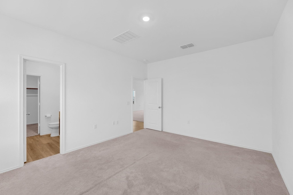 2812 Dezmond Diamond Ct - Photo 10