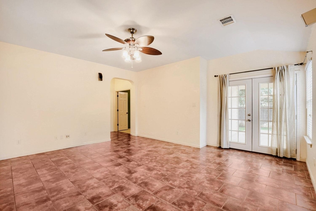 3410 Yogi Berra Way - Photo 7