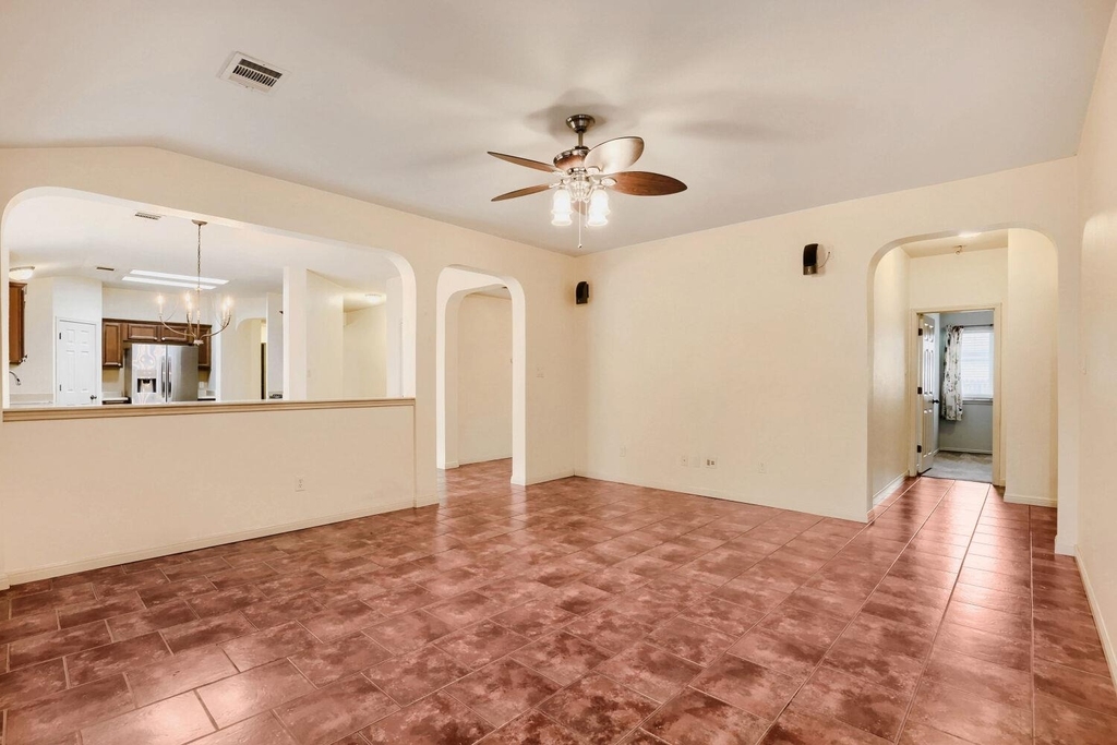 3410 Yogi Berra Way - Photo 6