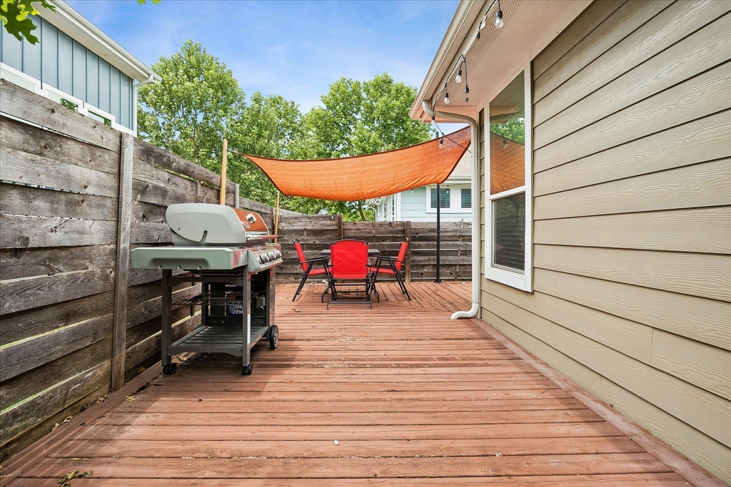 7203 Bertram Ct - Photo 2
