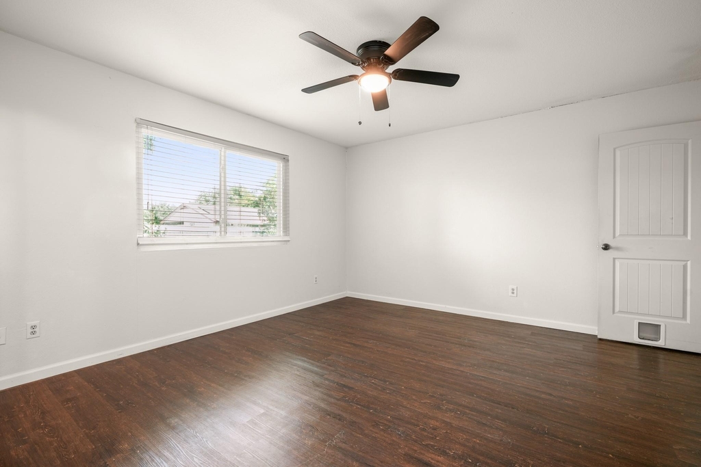 2004 Greenhill Dr - Photo 16