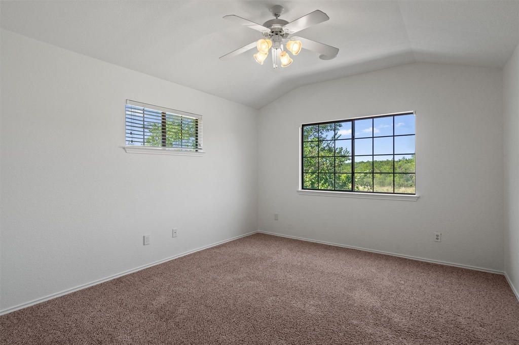 9201 Brodie Ln - Photo 14