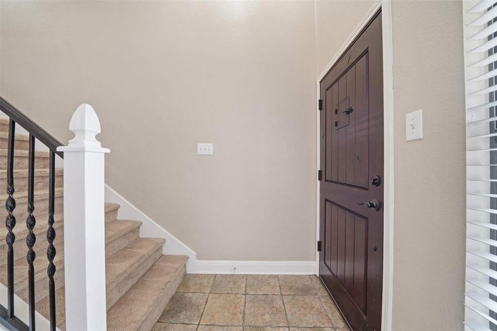 1304 Irene Dr - Photo 6