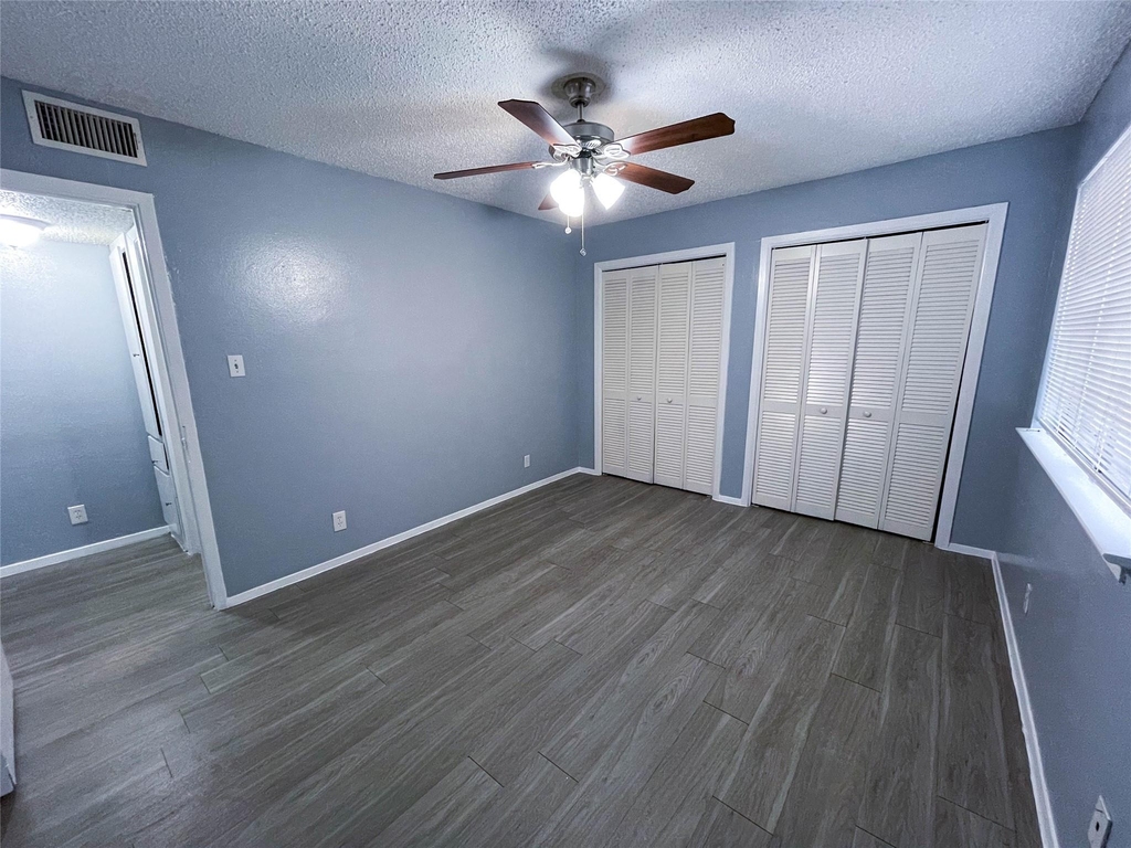 8907 Parkfield Dr - Photo 16