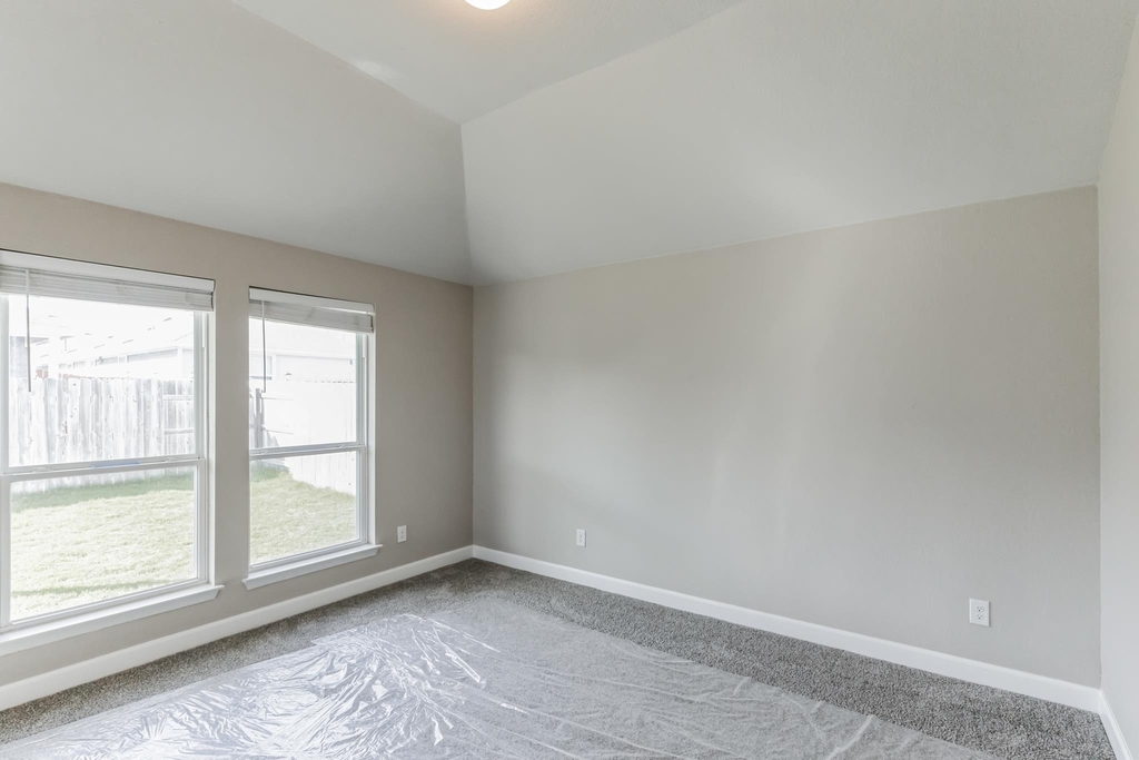 6044 Urbano Bnd - Photo 19