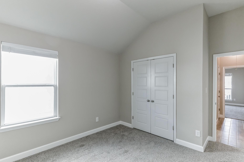 6044 Urbano Bnd - Photo 28