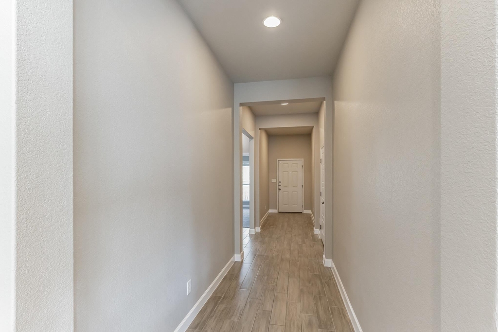 6044 Urbano Bnd - Photo 30