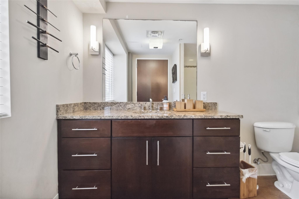 800 Brazos St - Photo 16