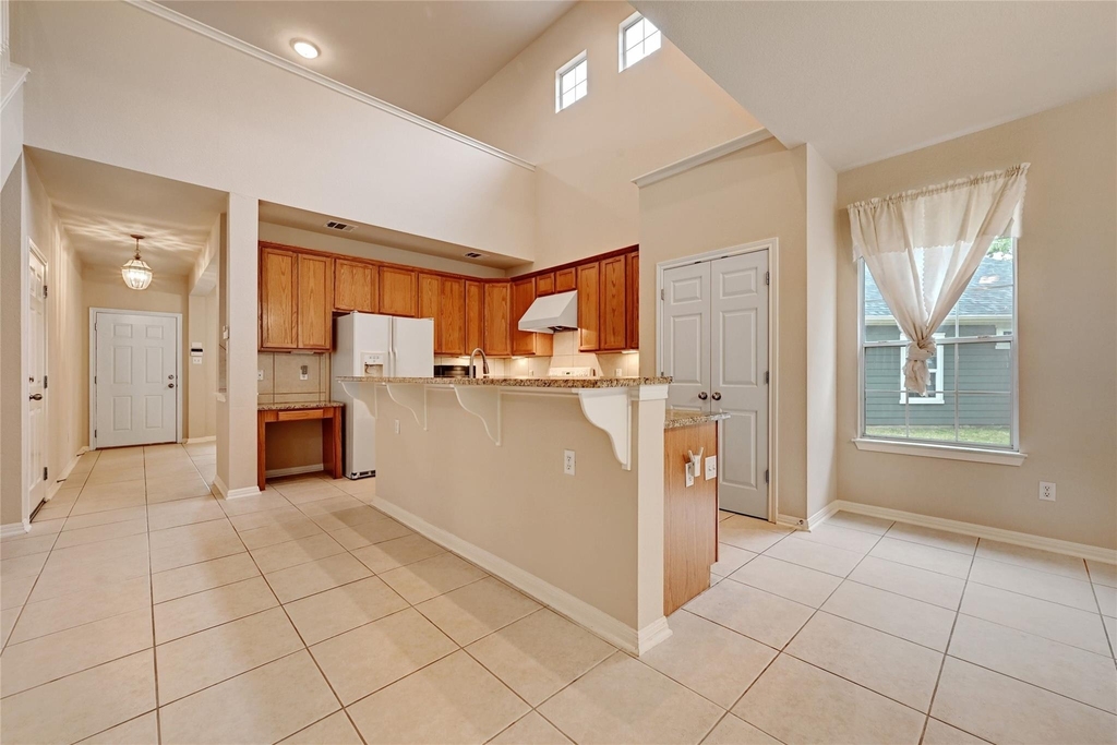 411 W St Elmo Rd - Photo 8