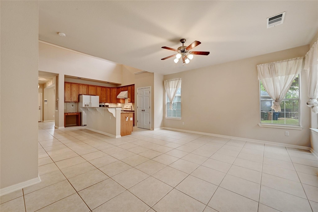 411 W St Elmo Rd - Photo 5