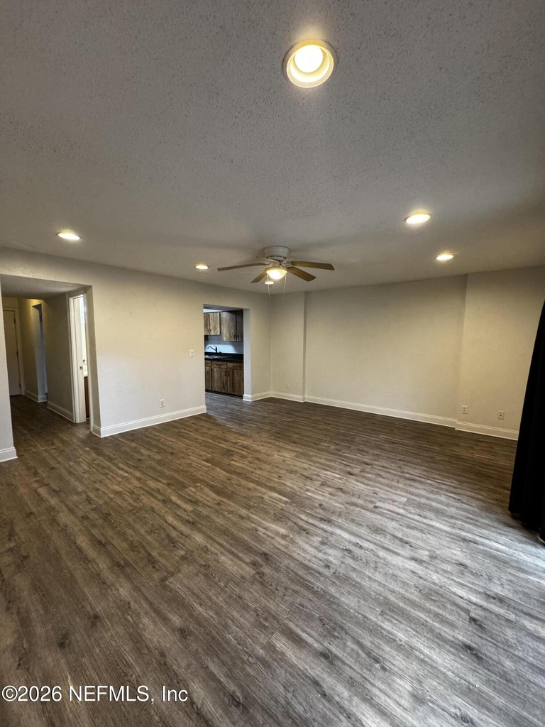 12 Glen Arbor - Photo 5