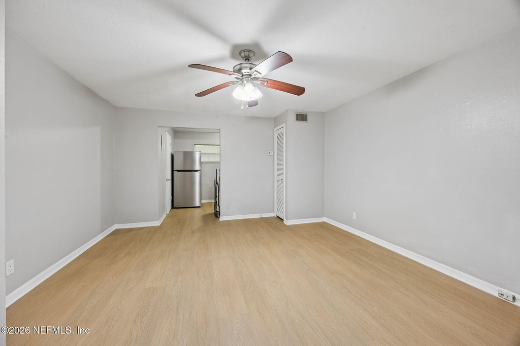 2775 Herschel Street - Photo 2