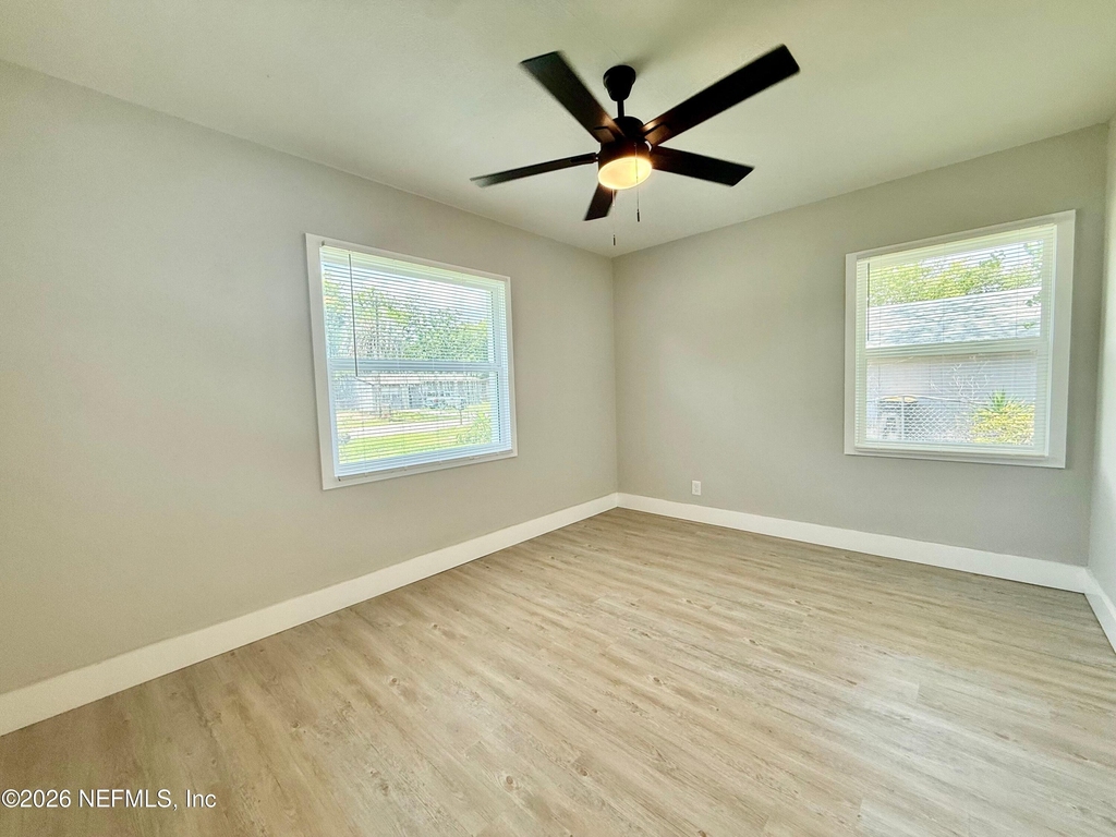5141 Corsair Avenue - Photo 17
