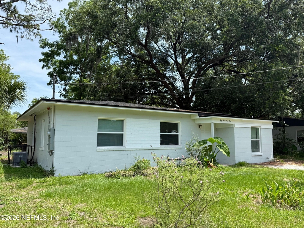 5141 Corsair Avenue - Photo 3